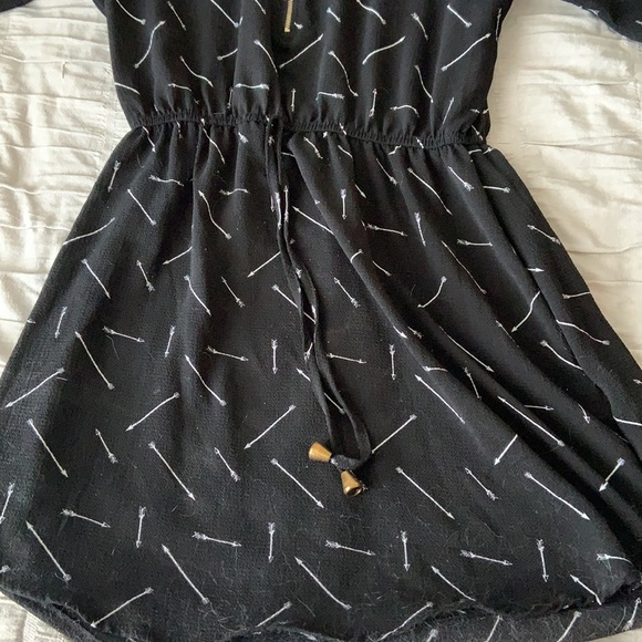 Patterned dress - Picture 3 of 3